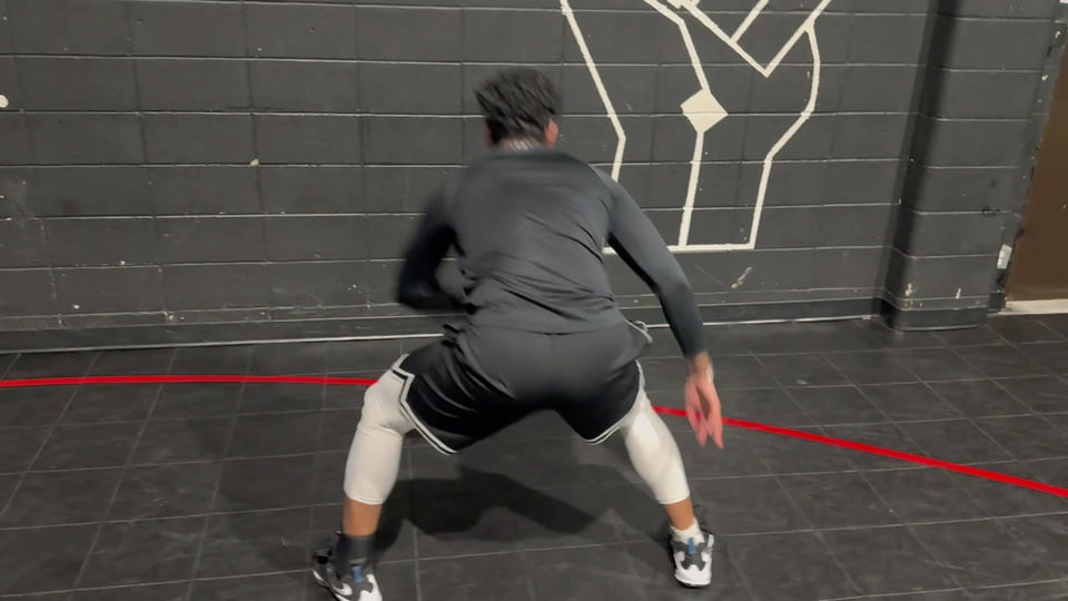 Wall Ball - Pound Tween